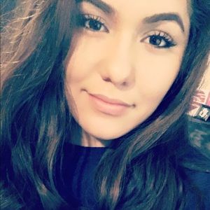 Meet your Posher, Sanjuana